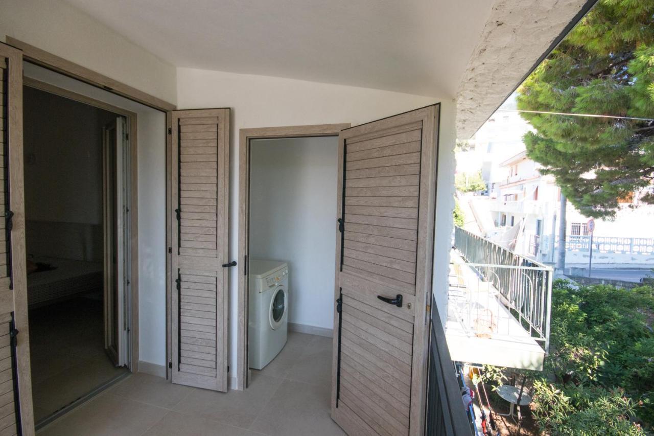 Conghiglia Nord Apartment Cala Gonone Ngoại thất bức ảnh